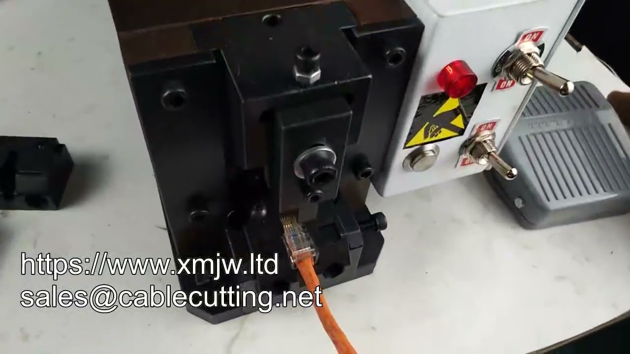 Cat6e Network Cable Making Machine with RJ45 Crystal Head Molding
