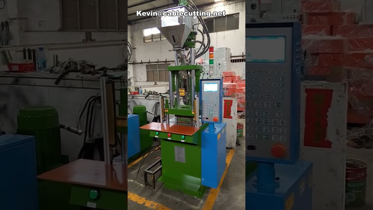 Car Air Filter Vertical Plastic Injection Molding Machine with Double Sliding Table