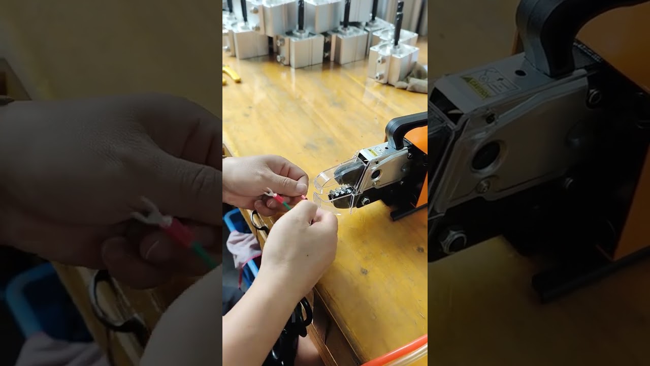 Effortless Crimping Pneumatic Terminal Crimping Machine with Multiple Dies