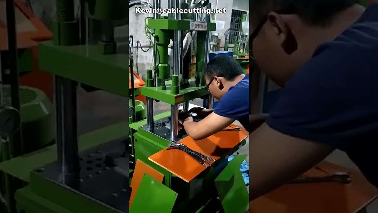 Micro Plastic Injection Molding Machine For Usb Cable Making,Injection Molding Machine,Plastic Machi