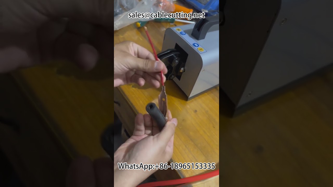 Alligator Clip Crimping Tool for Electrical Hardware and Wiring